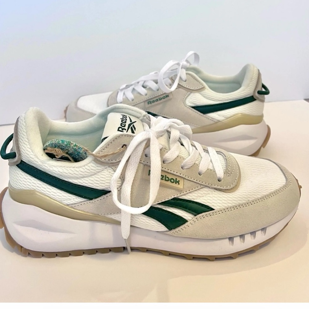 Reebok Classics Cl Legacy Az Women's Shoes